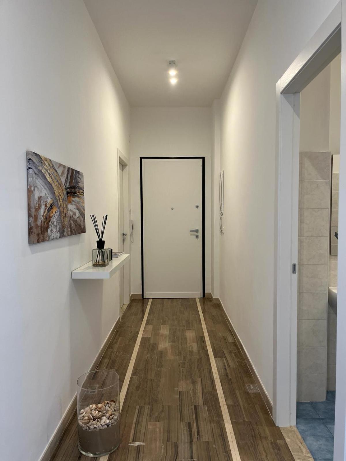 Casa Roberta With Balcony And Sea View Apartment Vieste Bagian luar foto