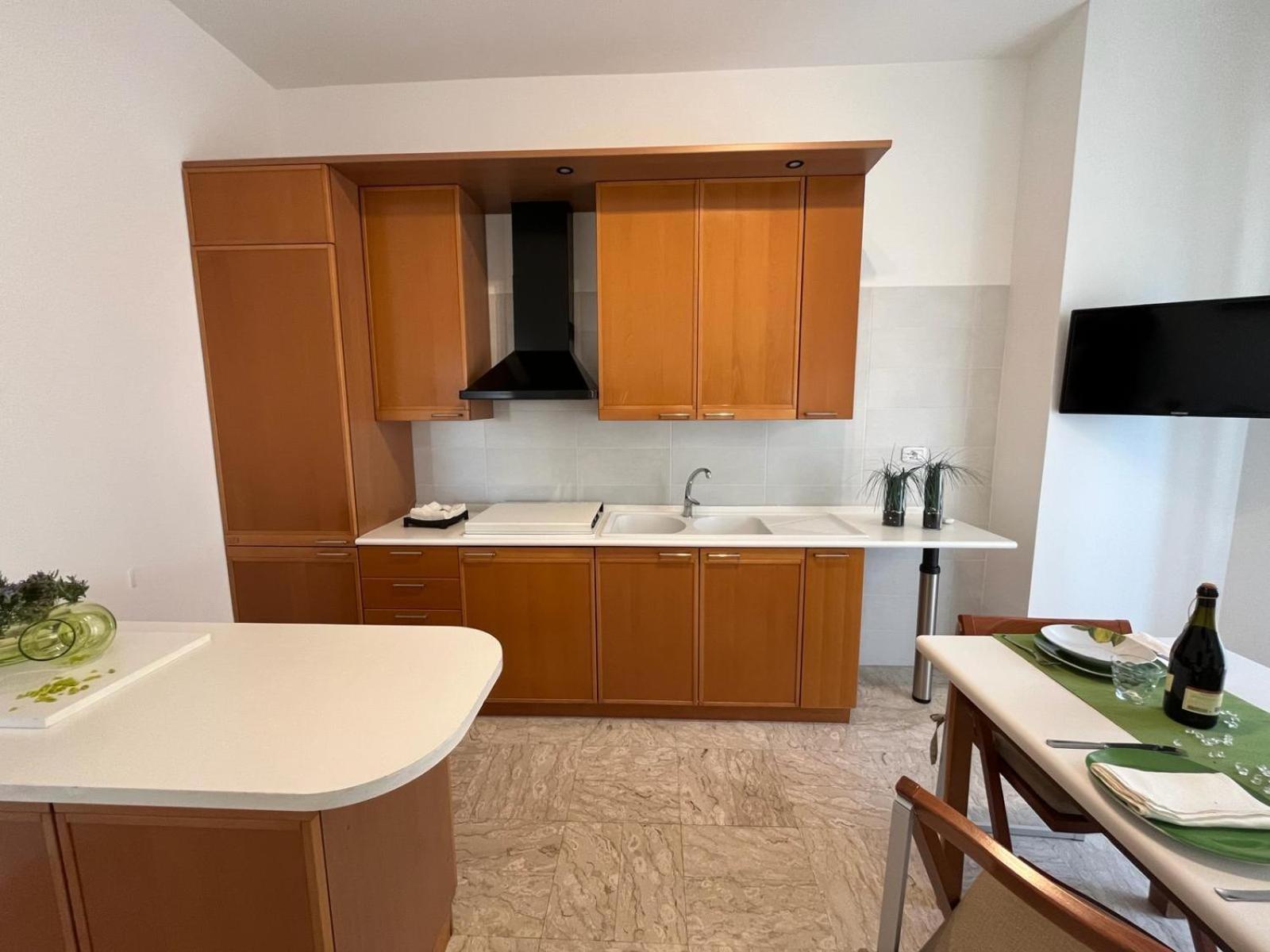 Casa Roberta With Balcony And Sea View Apartment Vieste Bagian luar foto