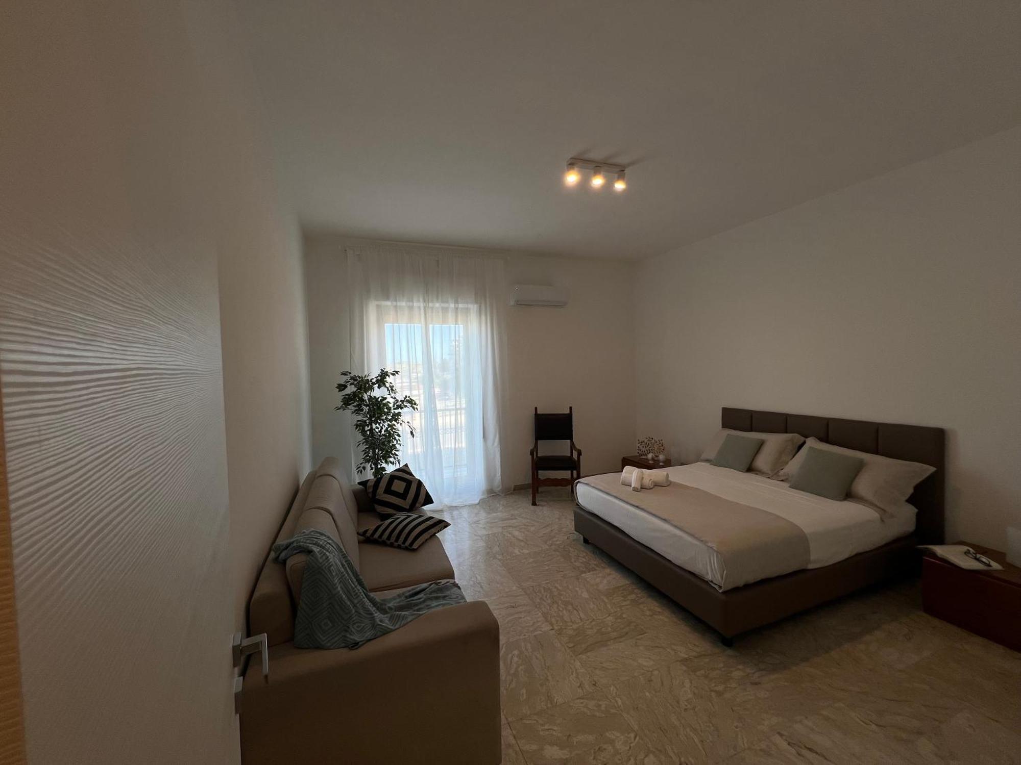 Casa Roberta With Balcony And Sea View Apartment Vieste Bagian luar foto