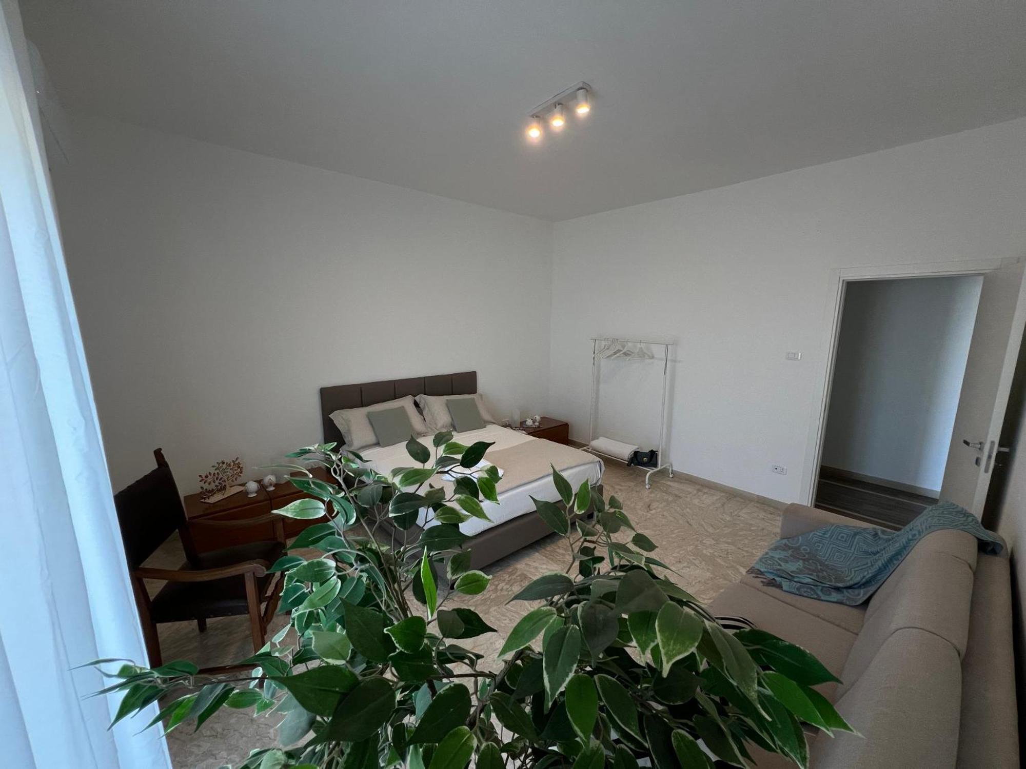 Casa Roberta With Balcony And Sea View Apartment Vieste Bagian luar foto